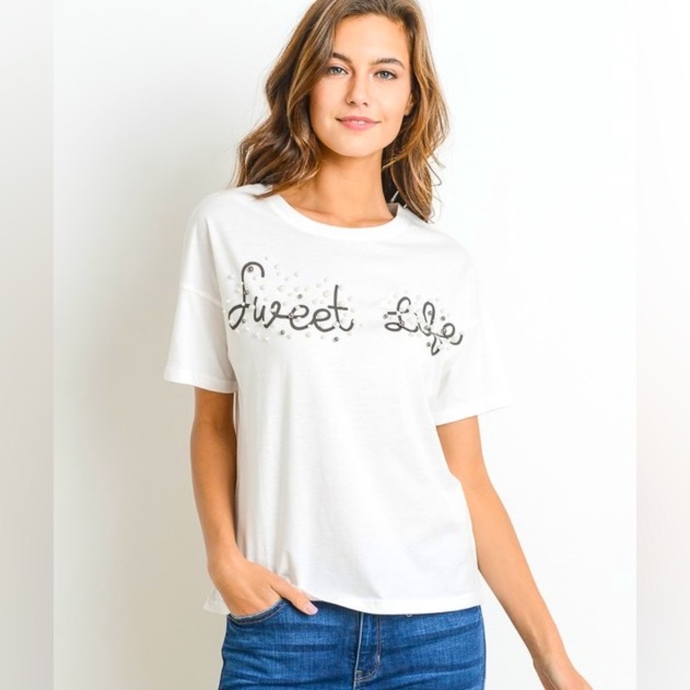 Cute White Short Sleeve Tee with Pearl Embellishments